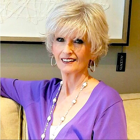 Meet your Posher, Beverly - Picture 1 of 16